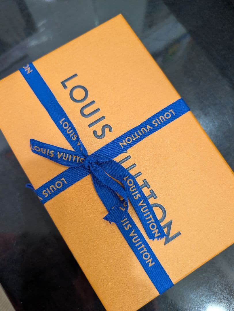 極美品ルイヴィトン モノグラム エクリプス ポルトフォイユ マルコ