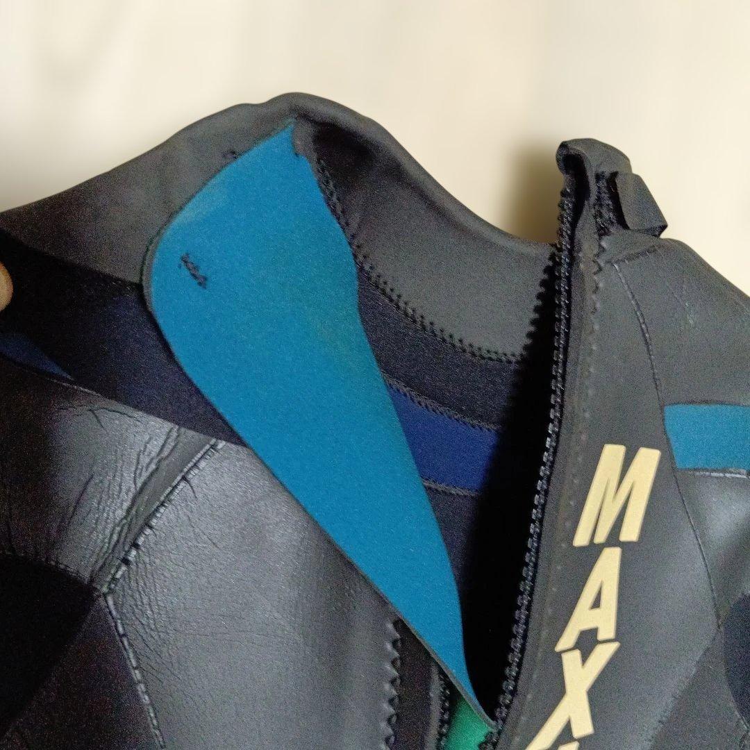 MAXIM マキシム　ステファニーピーターセンモデル　ウェットスーツ