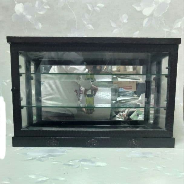 コレクション棚　飾り棚　鎌倉彫り　木彫　木製