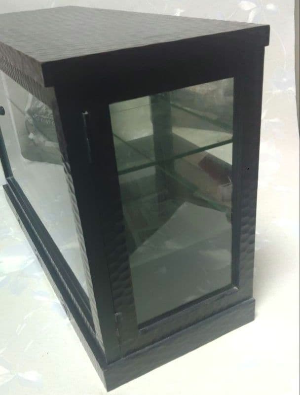 コレクション棚　飾り棚　鎌倉彫り　木彫　木製