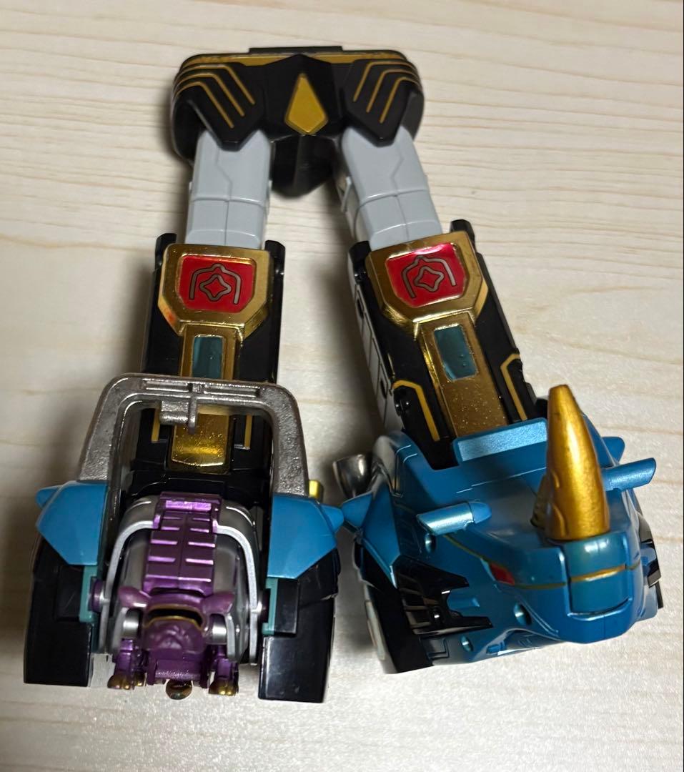 入手困難　ガオレンジャー　ガオライノス　ガオマジロ