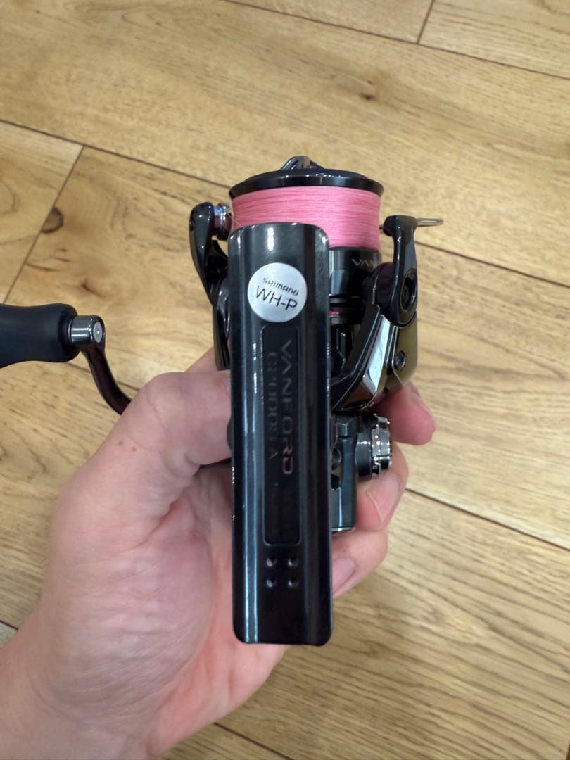 SHIMANO 24VANFORD C2000S スピニングリール