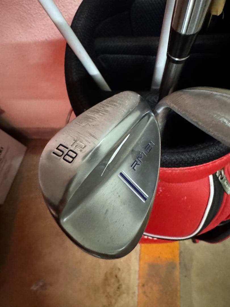 ゴルフクラブ5本＋SRIXONキャディバッグ｜PING,cobra,HONMA