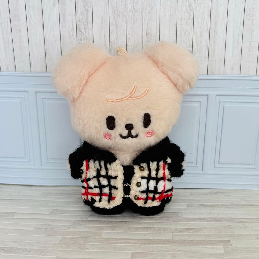 ⭐️終了skzoo 10cmぬい用　スンミン　ジャケット　サロペット　マフラー