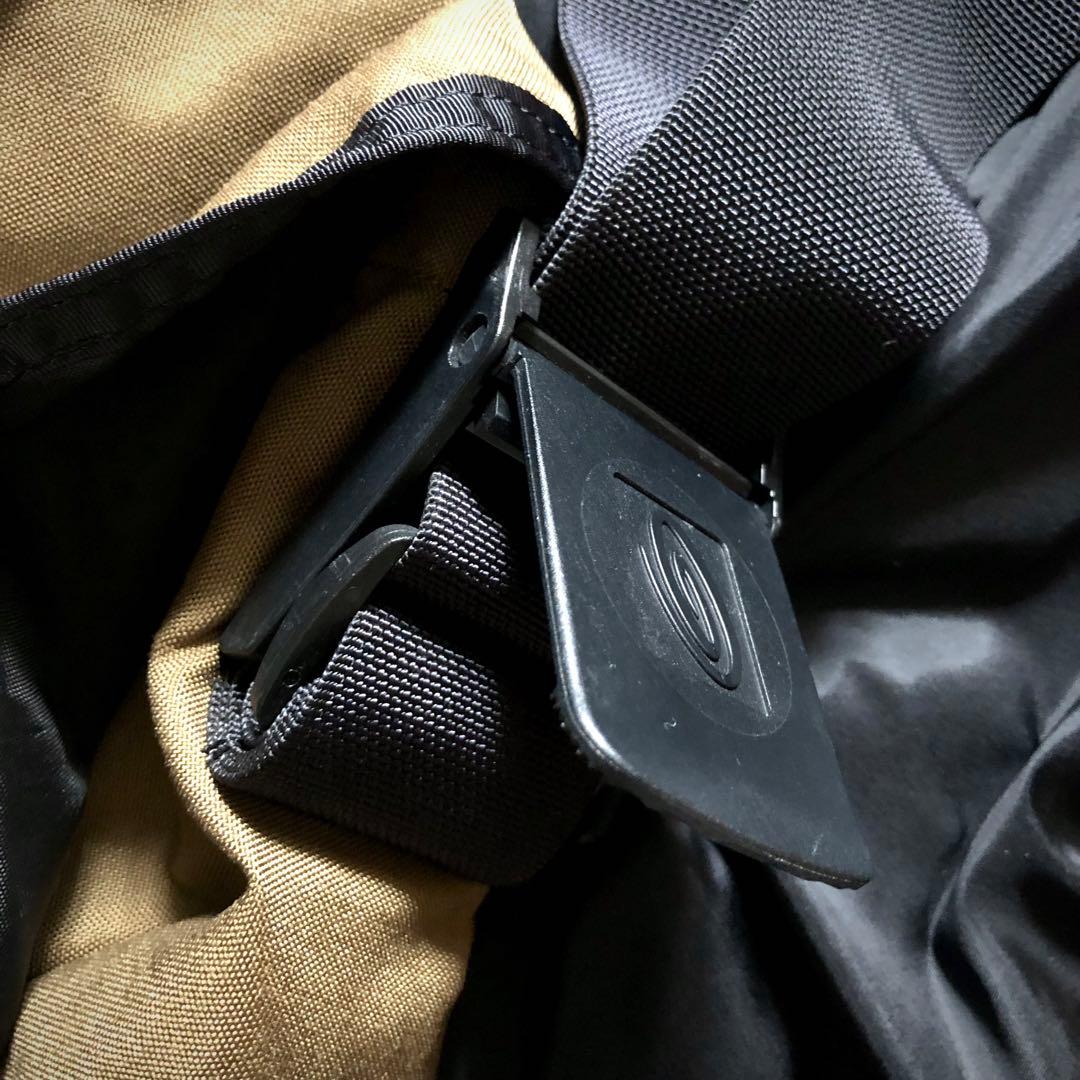 バッグ TIMBUK2 classic messenger'89