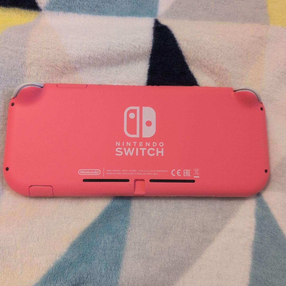 Nintendo SwitchLite コーラル　本体