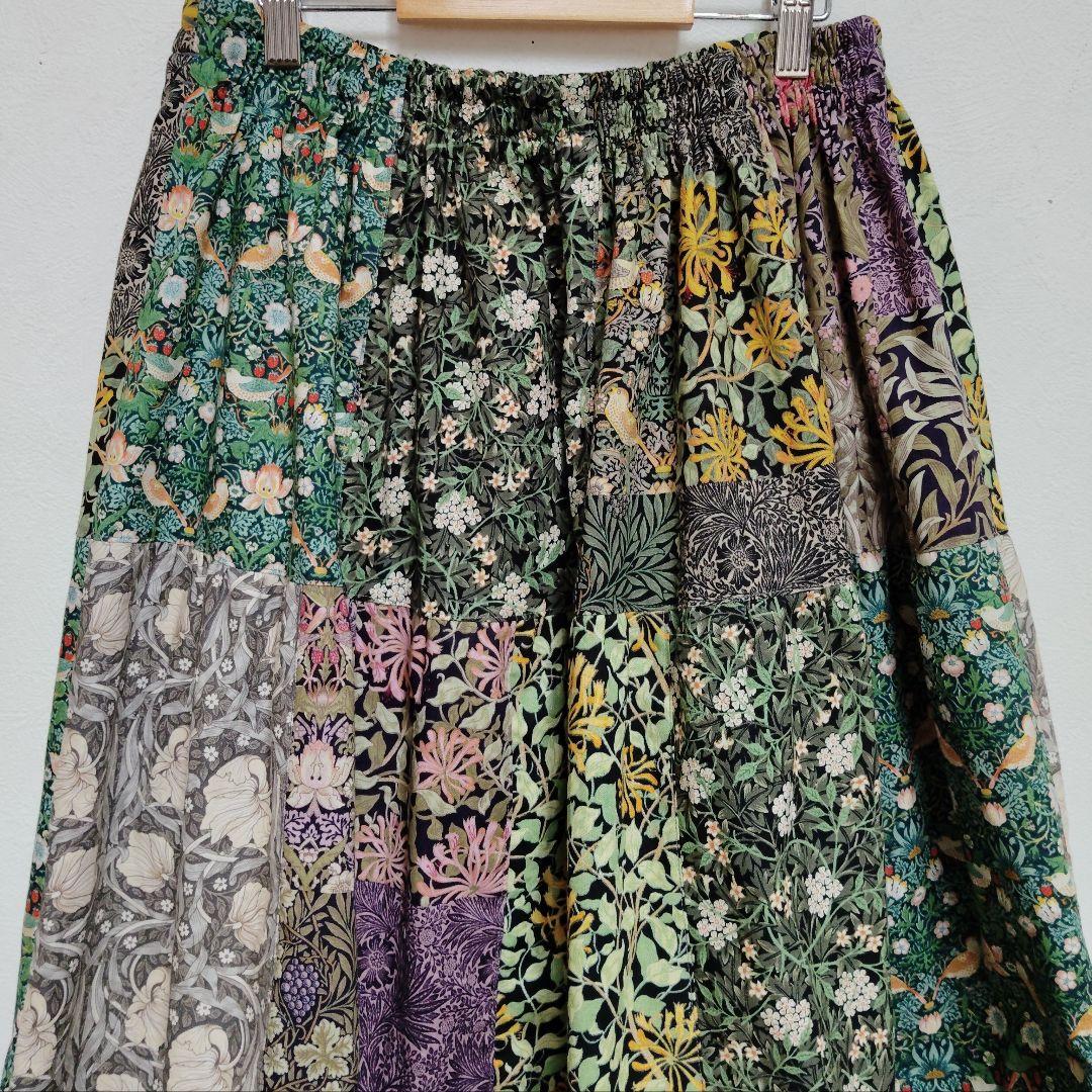 handmadeウィリアムモリス生地パッチワーク ティアードスカートfree　A