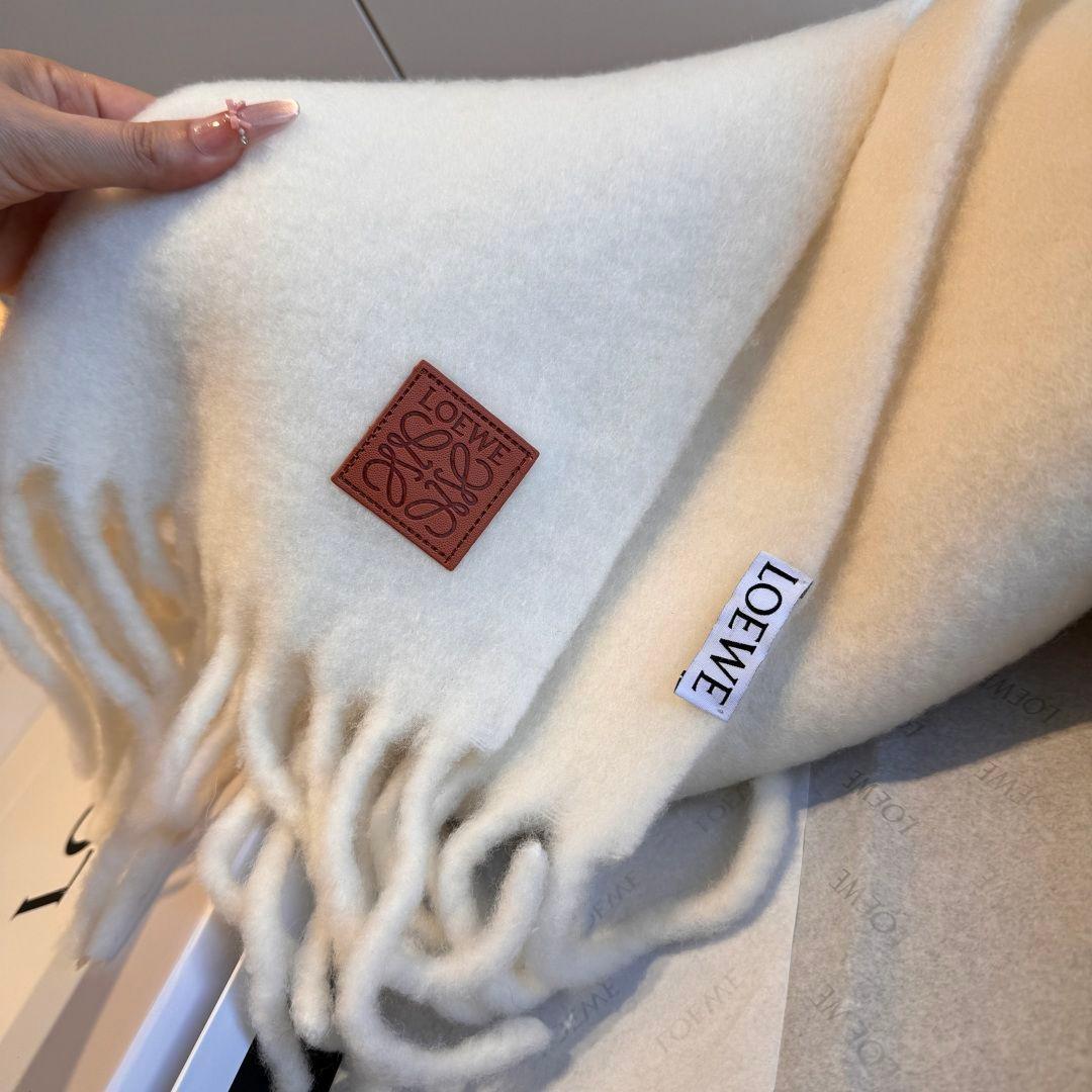 LOEWE ロエベ　アナグラム マフラー