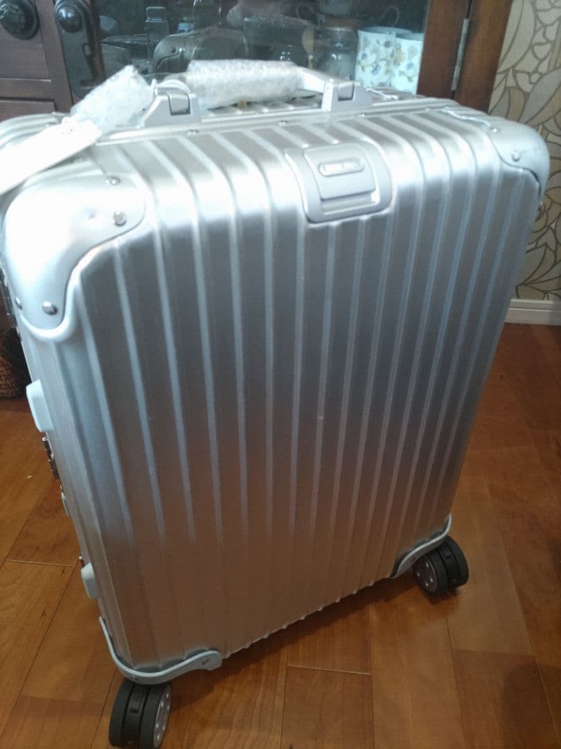 【極美品】■リモワ ■RIMOWA■トパーズ ■TOPAS■45L■シルバー■