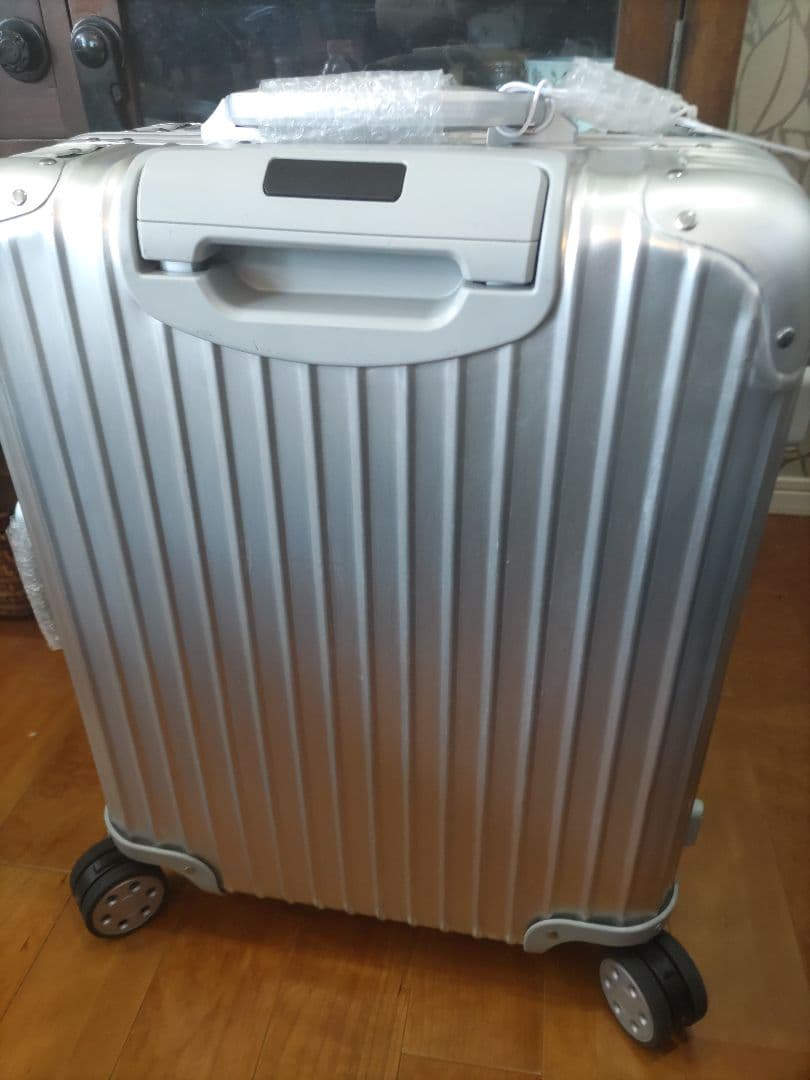 【極美品】■リモワ ■RIMOWA■トパーズ ■TOPAS■45L■シルバー■