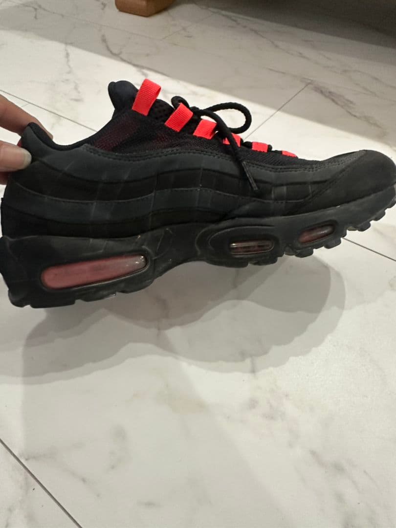 Air Max ブラック/レッド スニーカー