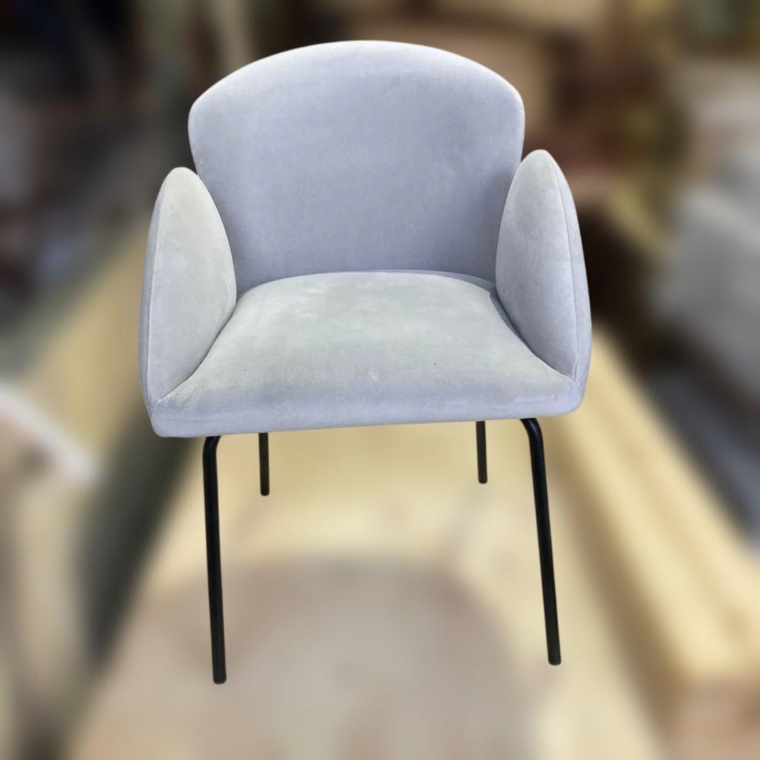 モーダ・エン・カーサのチューリップチェア（TULIP chair）アイスカラー①