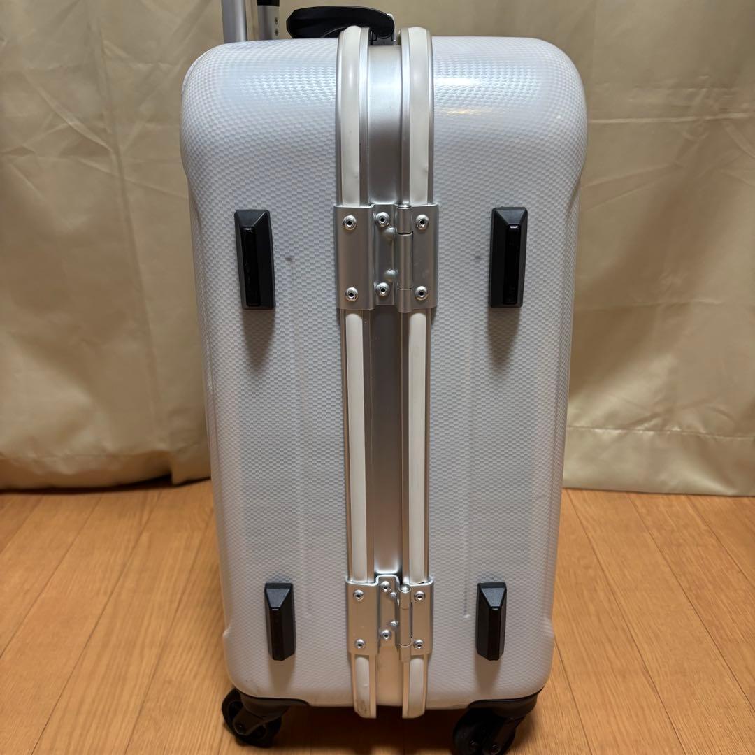 エース ワールドトラベラー キャスターストッパー付 フレームタイプ 31L