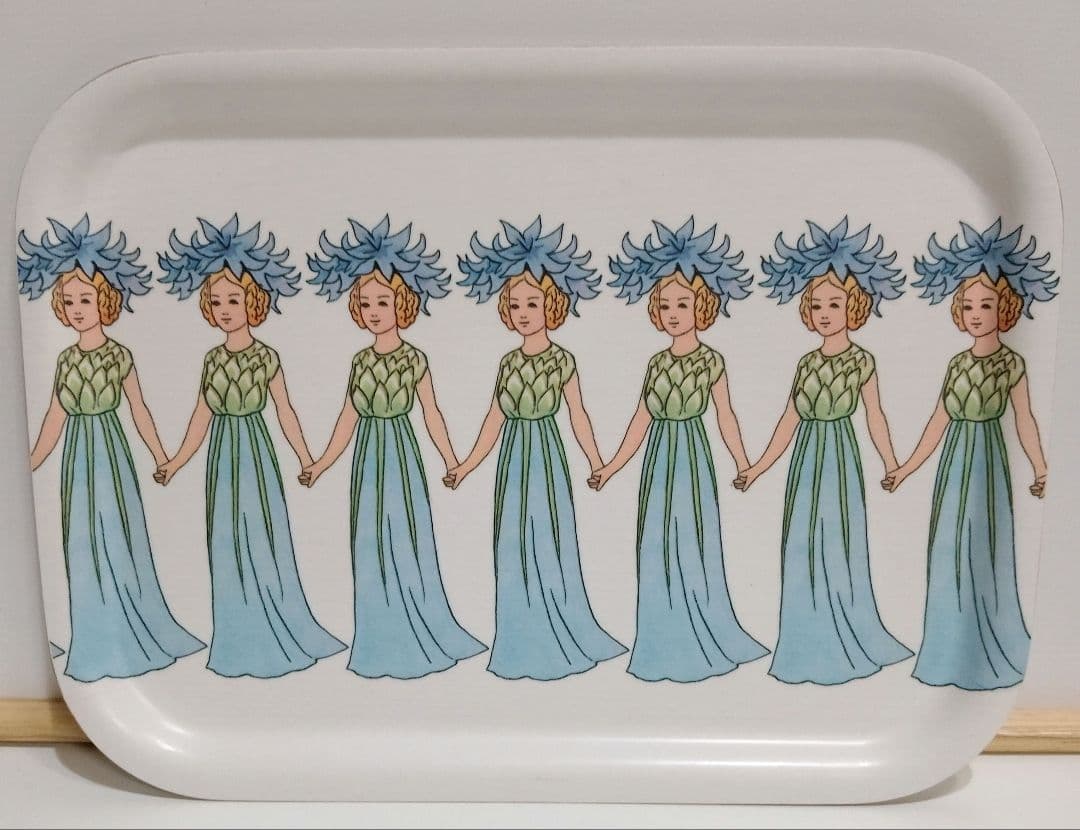 エルサベスコフ　デザインハウス　ストックホルム　コーンフラワー