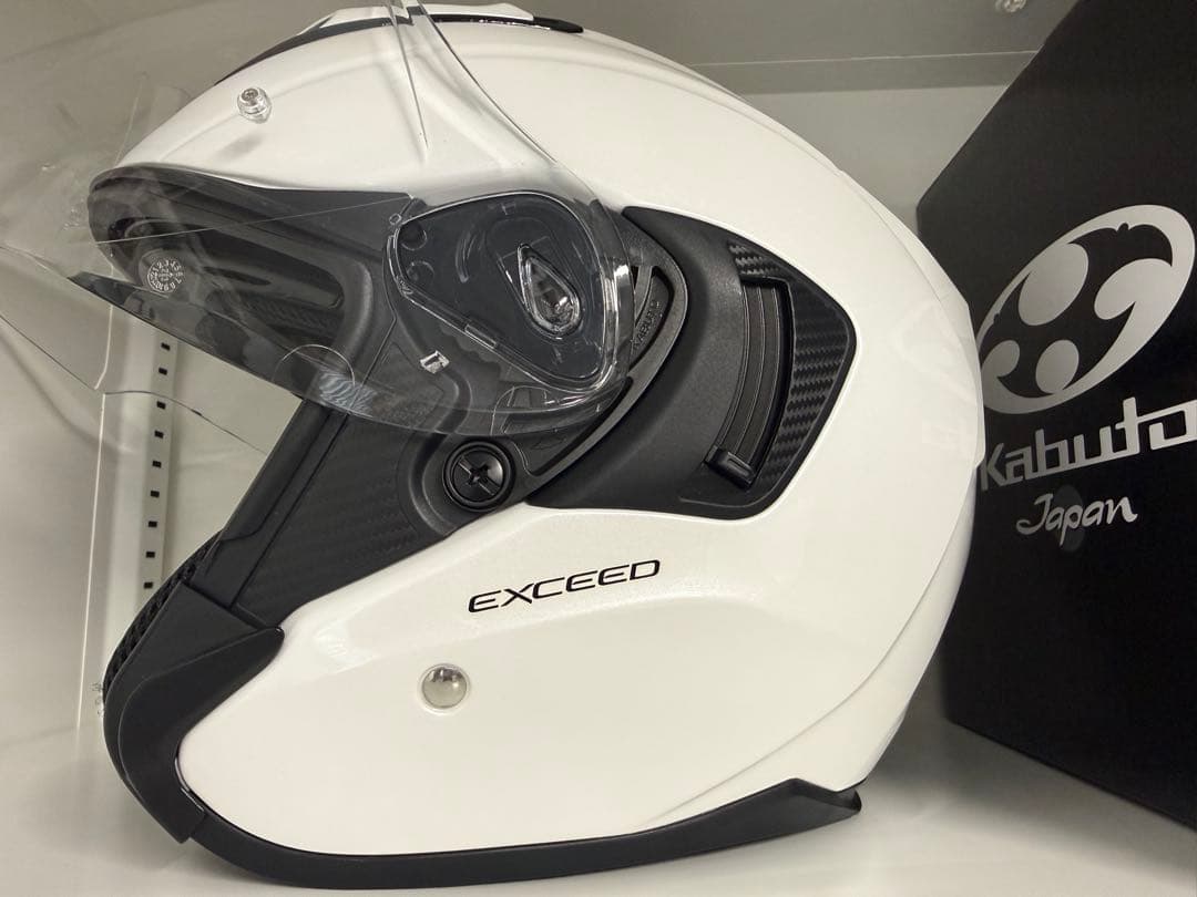OGK KABUTO EXCEED パールホワイト (サイズ:L)ピンロック付き