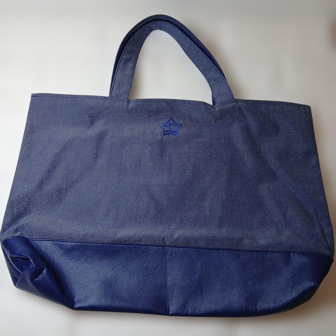 ⭐ファミリアFamiliarレッスンバック⭐新品、未使用品ネイビートートバッグ
