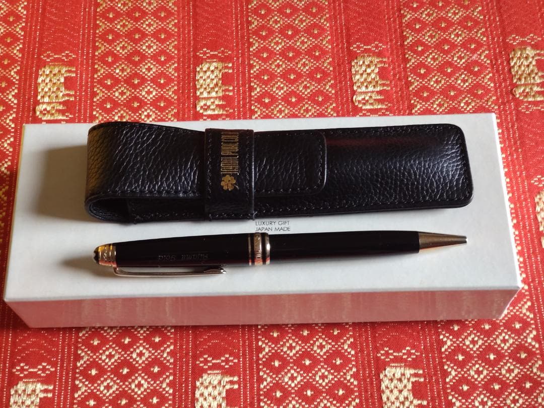 MONTBLANC　スペシャルブルーサファイアボールペン　本革ケース　化粧箱入り
