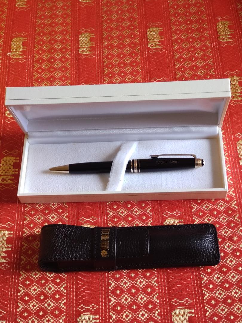 MONTBLANC　スペシャルブルーサファイアボールペン　本革ケース　化粧箱入り