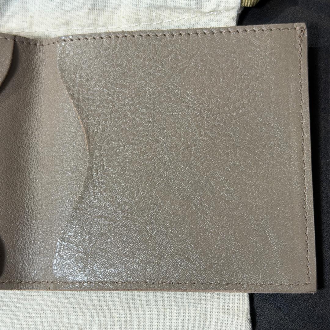 【新品未使用】イルビゾンテ 札入れ グレー