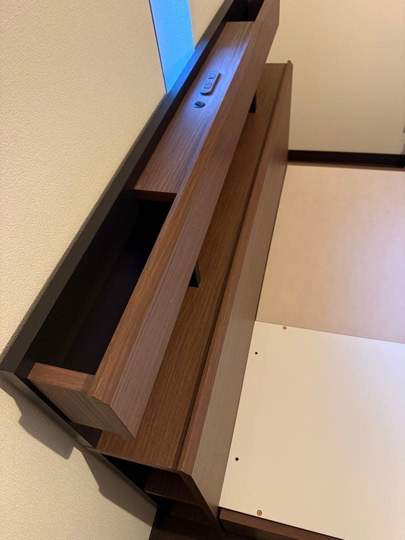 ニトリ　ダブルベッドフレーム ブラウン 収納付き