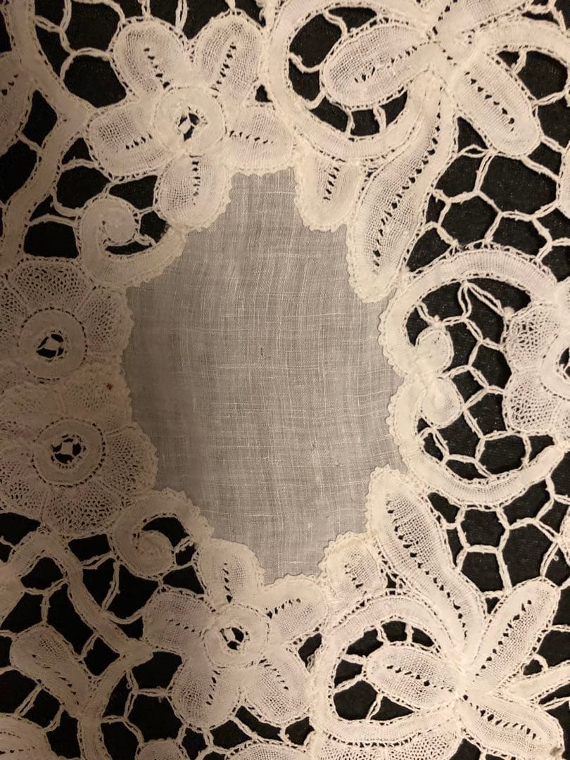 アンティーク　ベルギー ブルージュフラワーレース ボビン編み　ドイリー