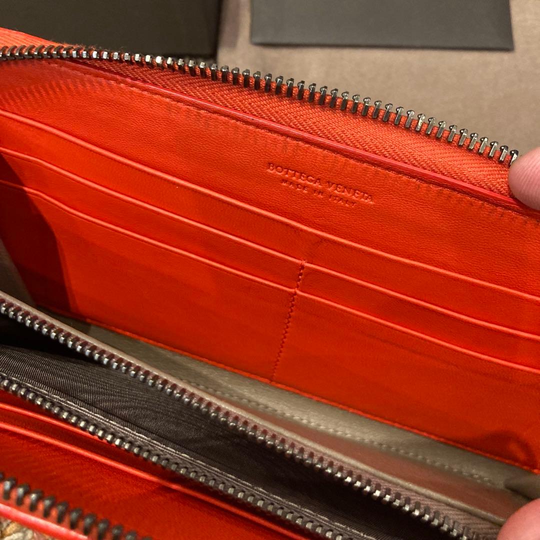 jt様　　　Bottega Veneta レッド 長財布　クロコ