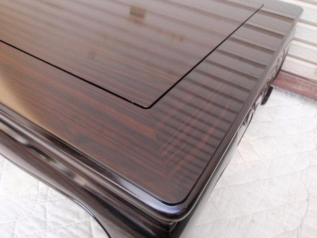 半額以下！新品本物♪黒檀 無垢 4尺(120巾)菊彫り 座敷机 唐木座卓ちゃぶ台