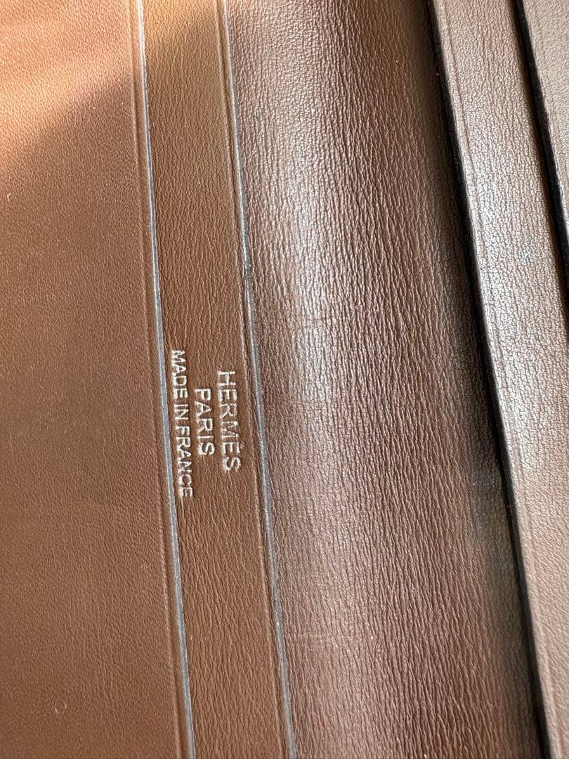 エルメス　レザー製ダークブラウン札長財布