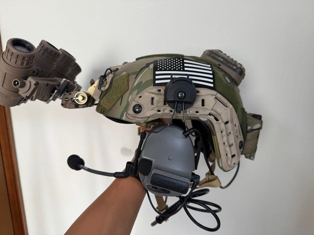 fast sf helmet マルチカム　ナイトビジョンセット