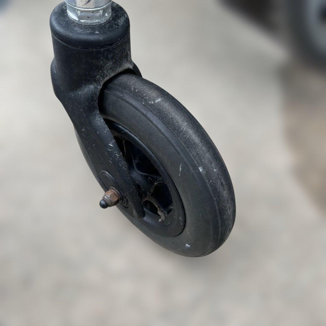 ラ*ン様 美品✨ Miki 車椅子 (ダスキンレントオール品)