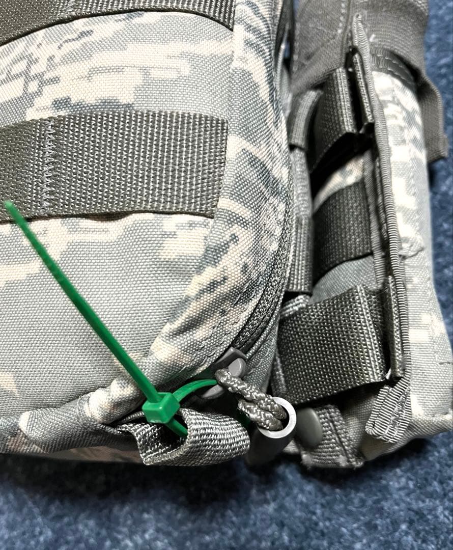 米軍実物 未開封 未使用品 ファーストエイドキット 救急セット