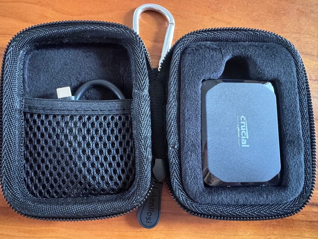 【新品未使用 ケース付き】Crucial X9 外付け SSD 1TB