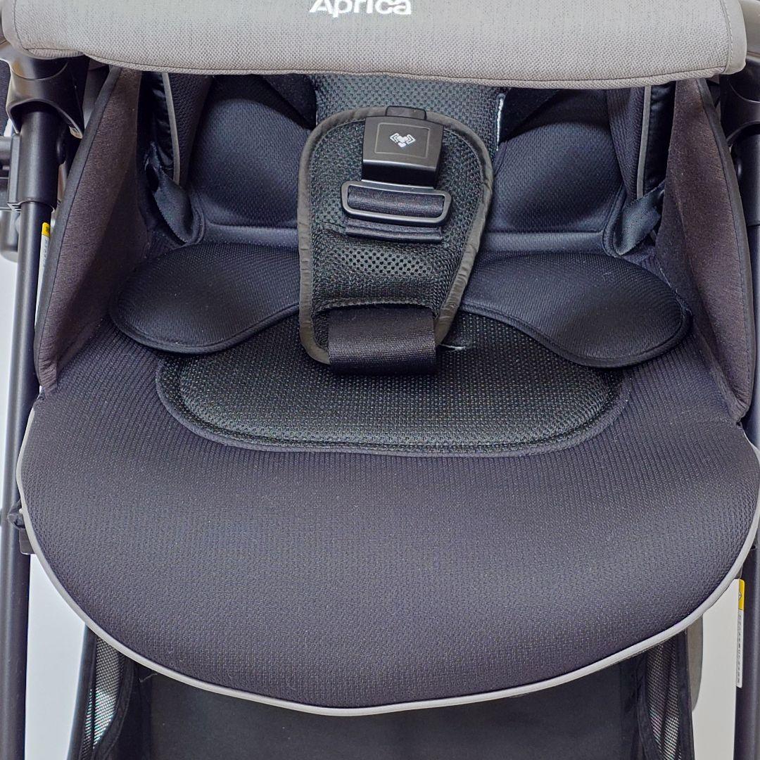 【美品】Aprica ラクーナ クッション フリー AC 2023年モデル