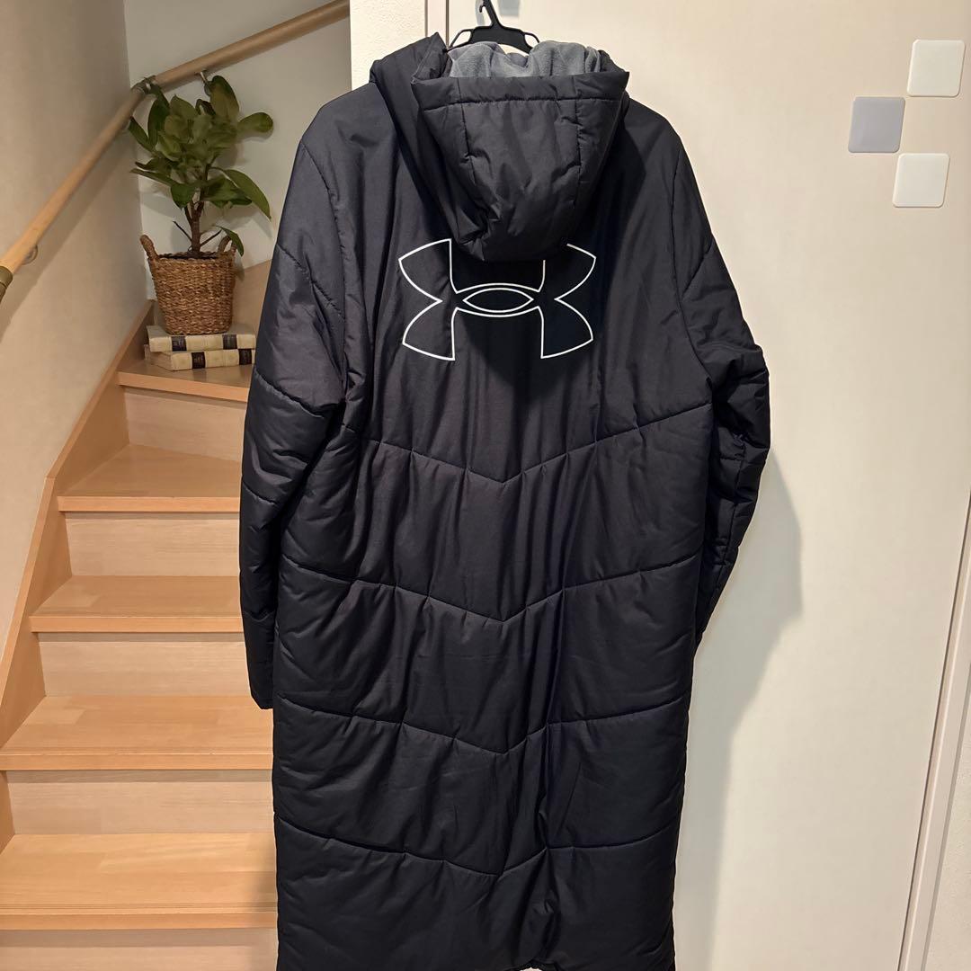 ☆ UNDER ARMOUR ベンチコート　　　L size 美品☆