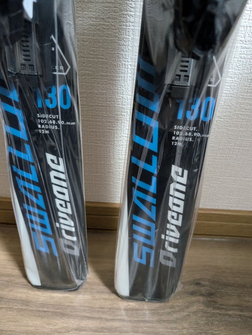 新品　スワロー　SWALLOW　スキー　130cm 　キッズ　ジュニア