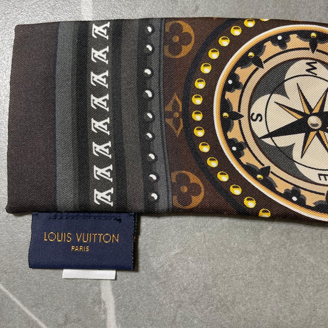 LOUIS VUITTON ルイヴィトンスカーフ　バンドーLVワールド　ブラウン