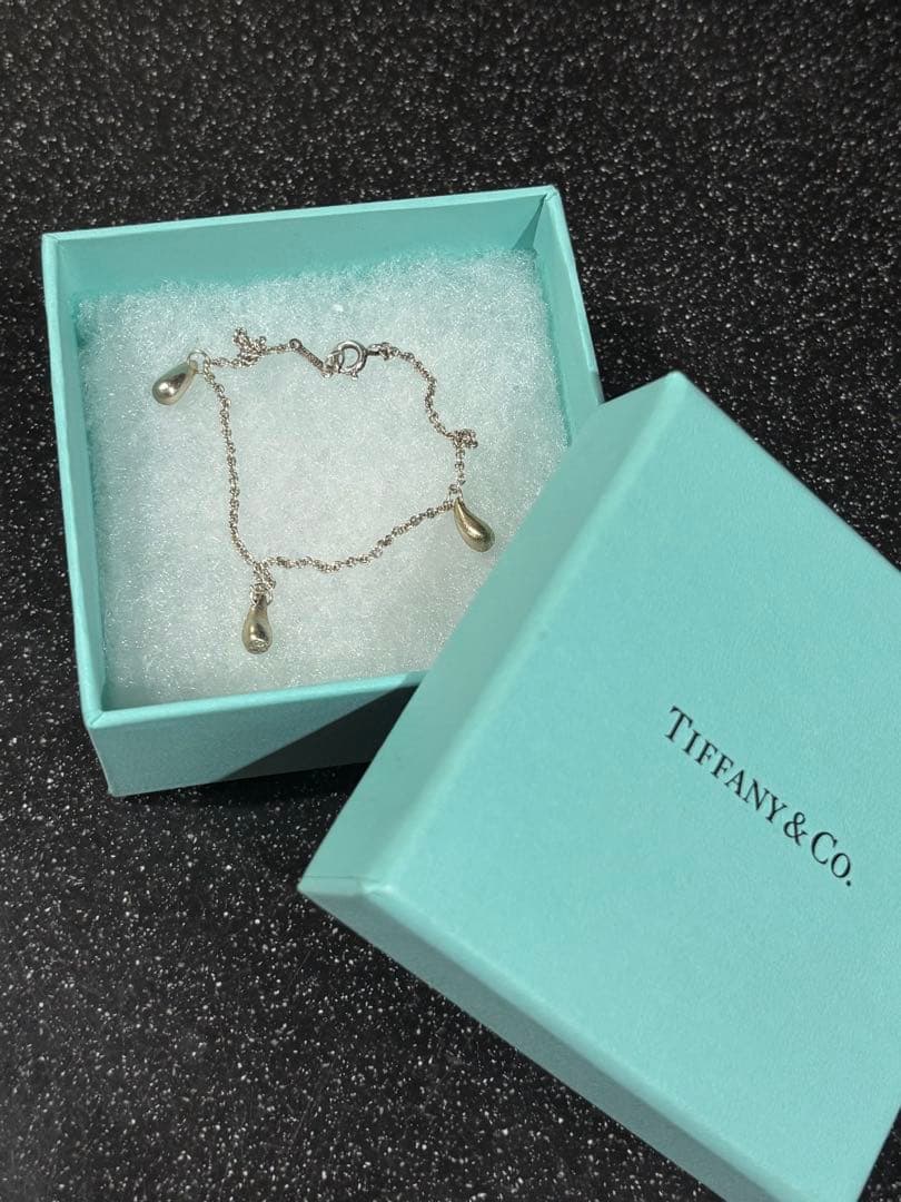 Tiffany & Co. ドロップ型ブレスレット
