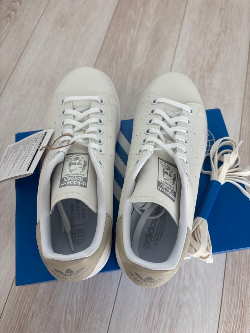 【新品】adidas Stan Smith スニーカー　24