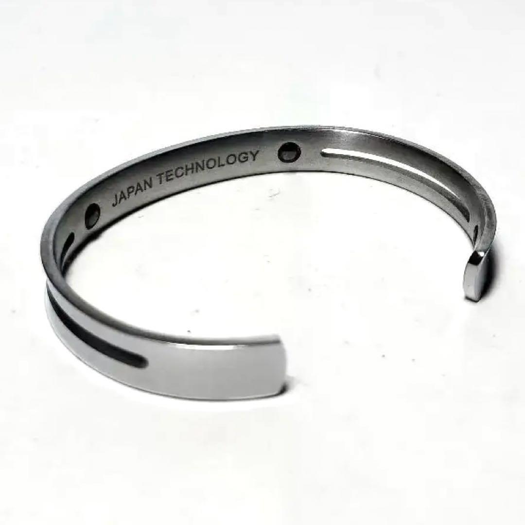 【美品】バンデル✨ BANDEL 純チタン製 バングル S/Mサイズ シルバー