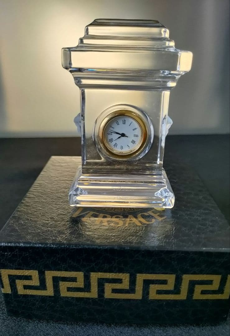 ヴェルサーチ　ローゼンタール　メデユーサ造形付　クリスタル製ミニチムニークロック