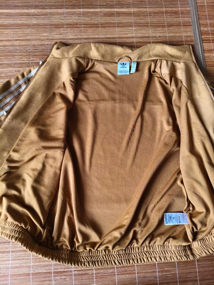 新品 adidasアディダス 中国限定 蛇年トラックジャケット イエロー XL