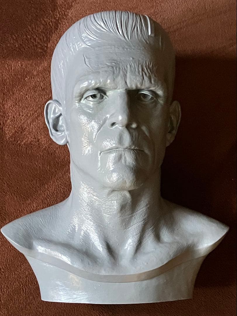 フランケンシュタインの胸像 - 実物大 - シネアート - マイルズ・ティーヴス