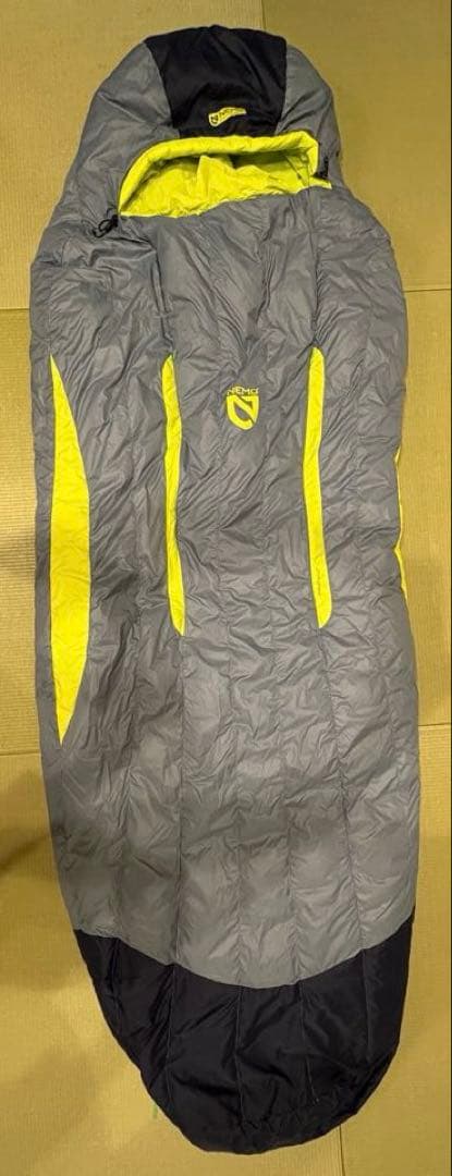 ニーモイクイップメント ディスコ 30 寝袋