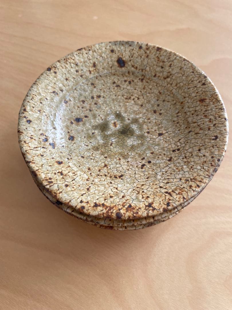 【30日で出品終了】馬渡新平さん、陶器製 皿 4枚セット