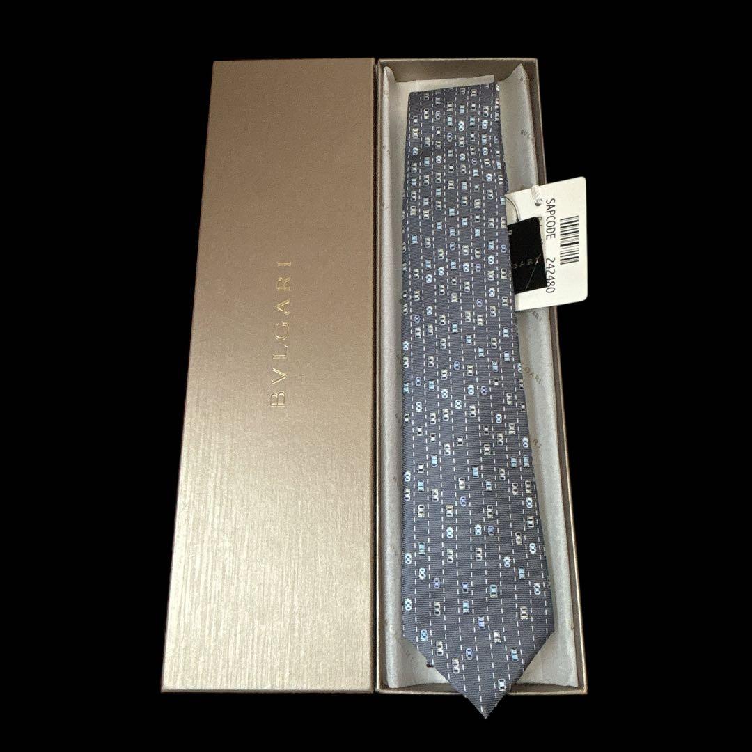未使用 箱付 BVLGARI ブルガリ ネクタイ 車柄 イベント 年末年始