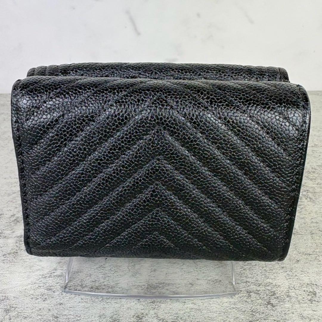 CHANEL ボーイシャネル　キャビアスキン　三つ折り財布
