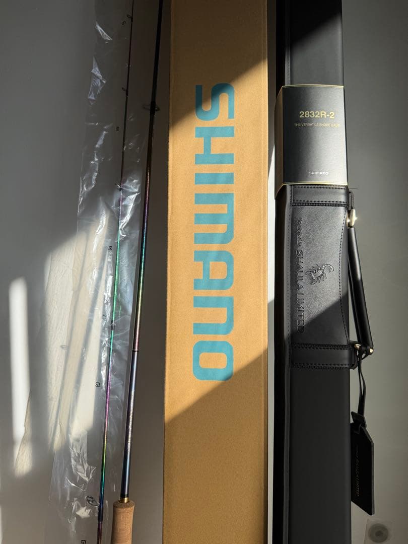 【未使用品】シマノ ワールドシャウラ リミテッド 2832R-2 納品書有り