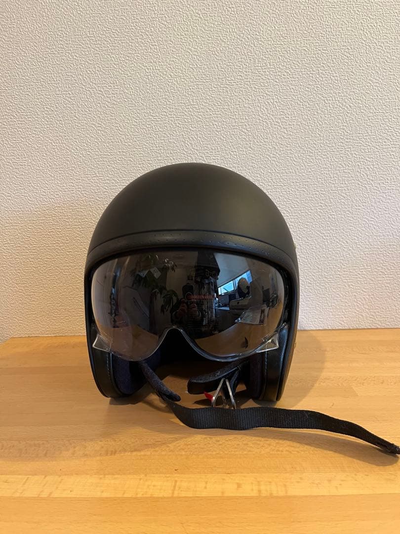 マットブラック ジェットヘルメット スモークシールド付き