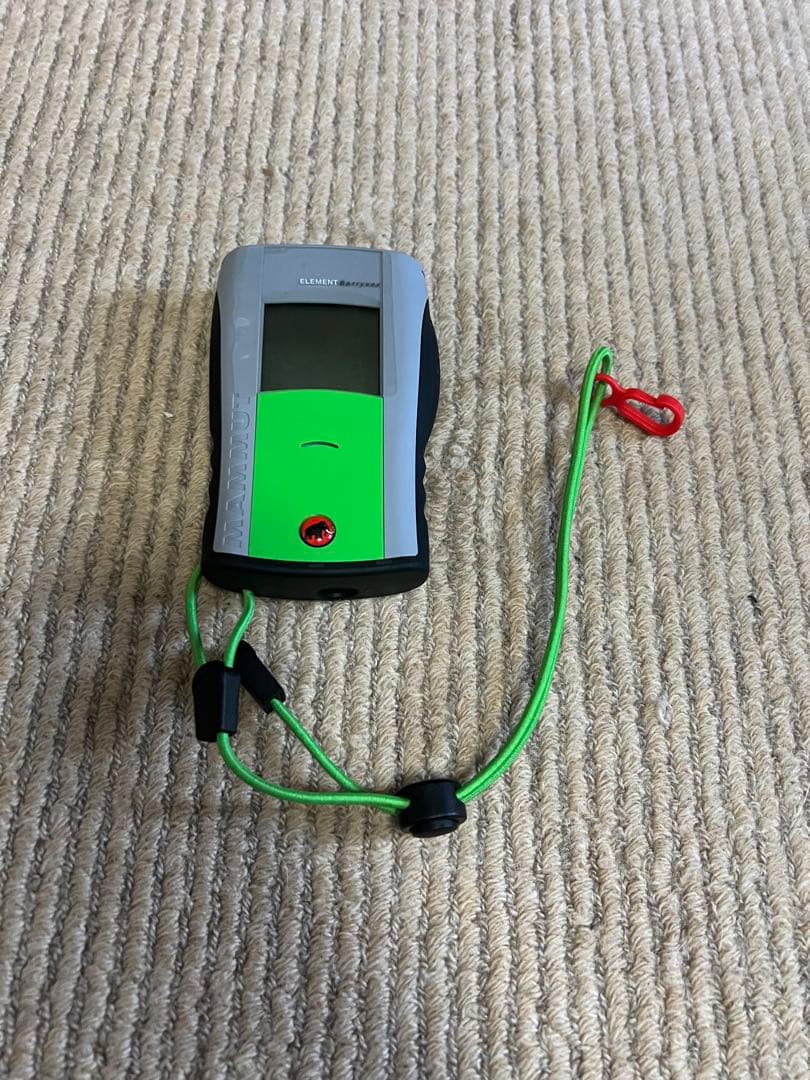 雪山雪崩対策　三種の神器 セット ビーコン　スコップ　ゾンデ棒