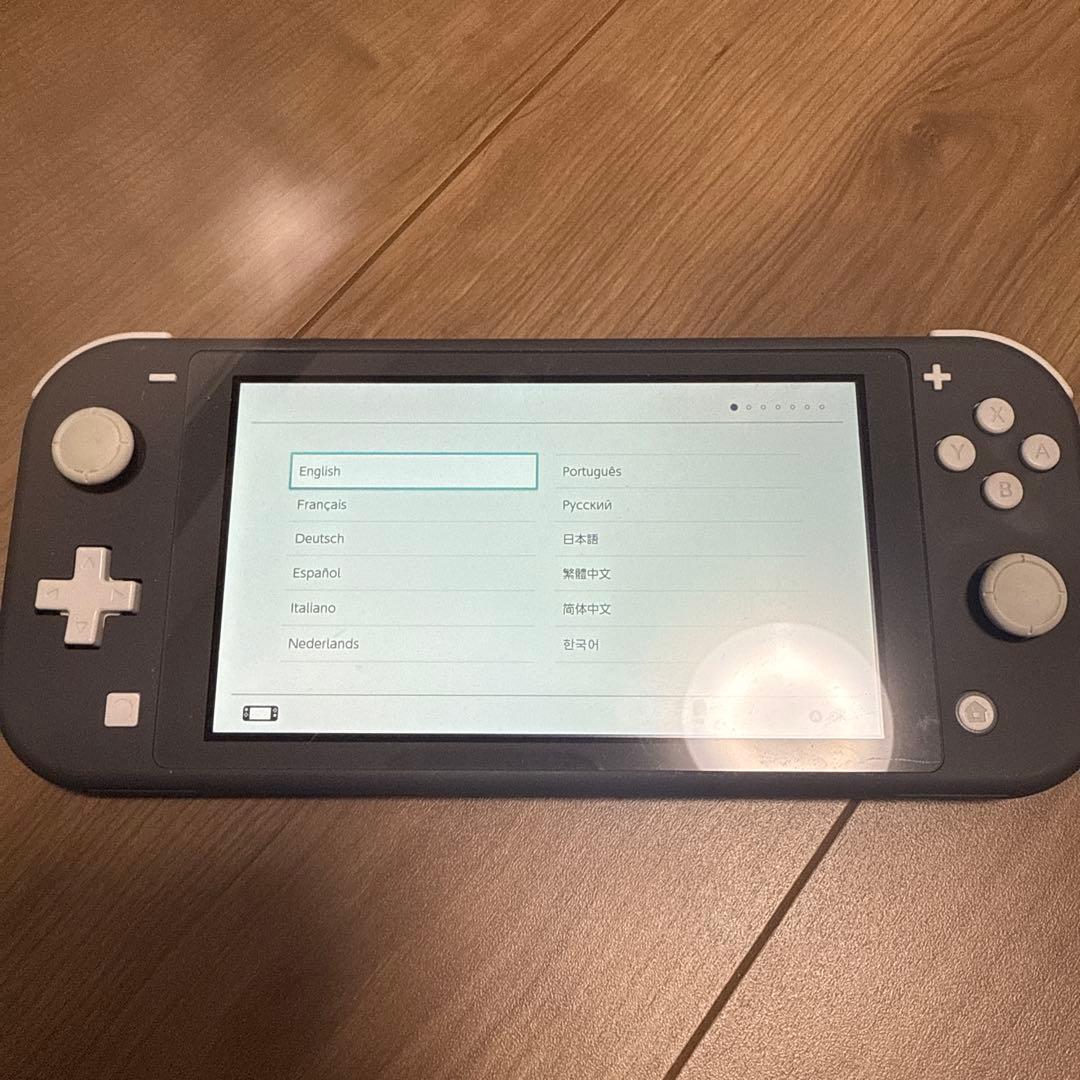 Nintendo Switch Lite 本体